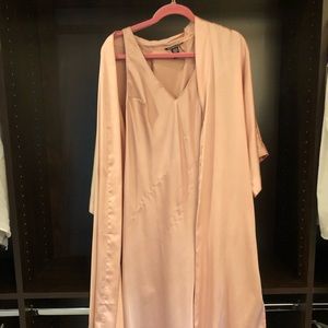 Vintage Victoria’s Secret slip & robe